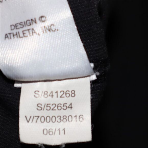 ✨ Athleta Fusion Flap Pocket Yoga Pants✨ - Picture 8 of 8